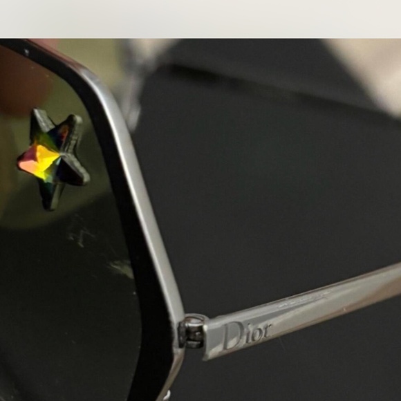 Vintage Dior sunglasses - Picture 2 of 4